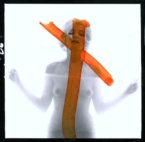 bert-stern-crucifix-ii-photographs-pigment-print